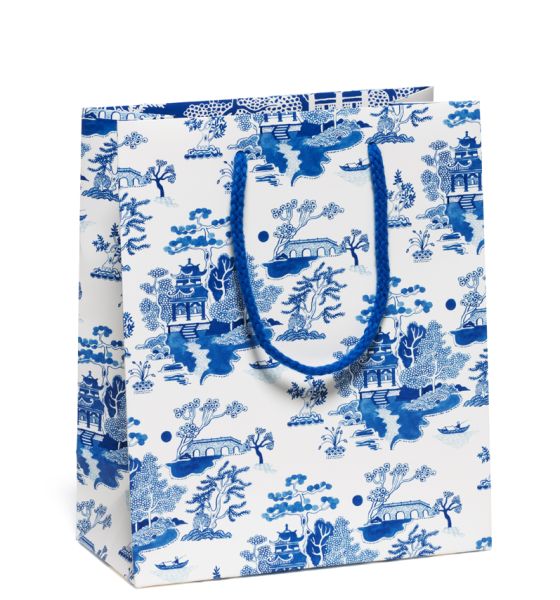 [RC-W-WBM-BEC2381] Gift Bag Medium-Blue Chinoiserie